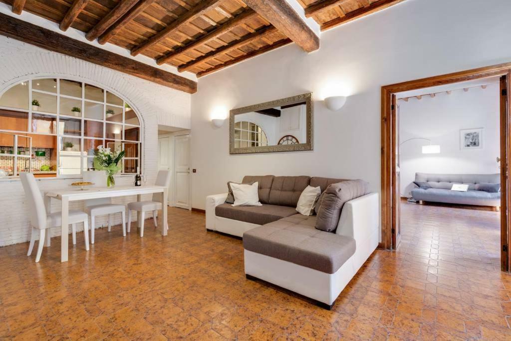 Arenula Luxury Apartment ローマ エクステリア 写真