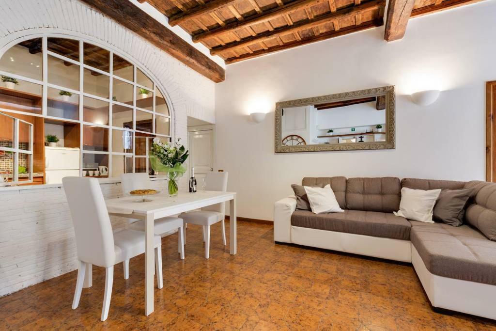 Arenula Luxury Apartment ローマ エクステリア 写真